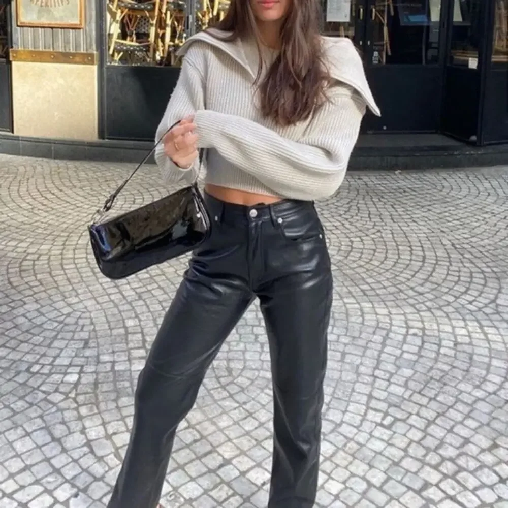 Aritzia Wilfred The Melina Black Vegan Leather Straight Leg Pant Size 10 - Picture 12 of 12